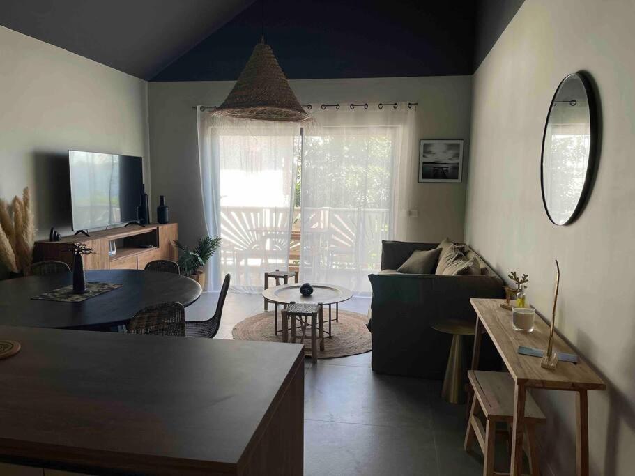 Appartement Oligaia Orient Bay à Quarter of Orleans Extérieur photo